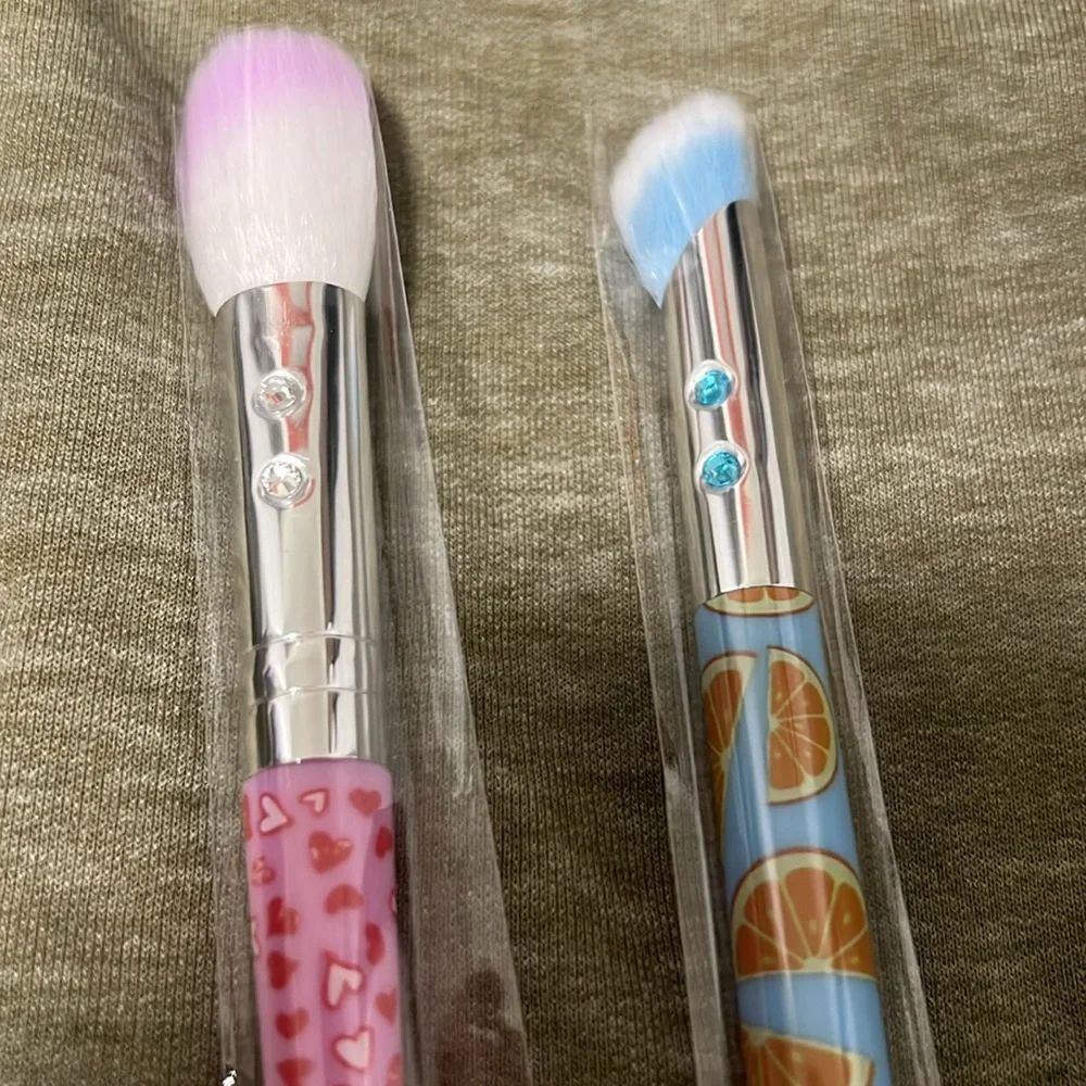 Bundle of brushes from ipsy